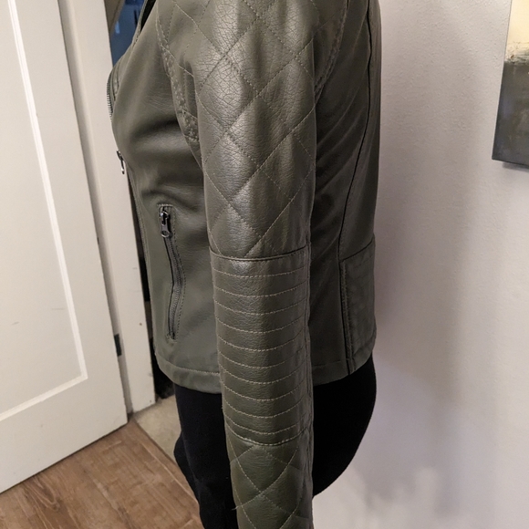 Vegan Leather Olive Green Moto jacket size M - Picture 3 of 12